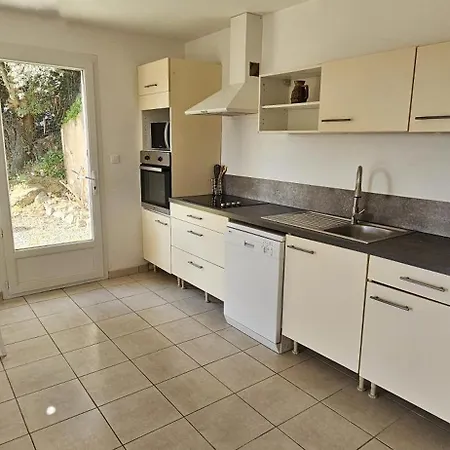 T2 Paisible Quartier Vigna Majo, Olmeto Apartment *