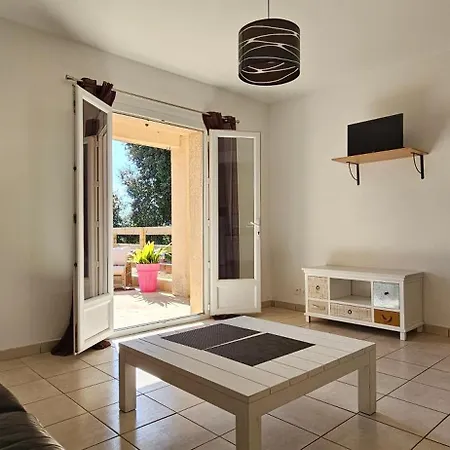 T2 Paisible Quartier Vigna Majo, Olmeto Apartment Olmeto (Corsica)
