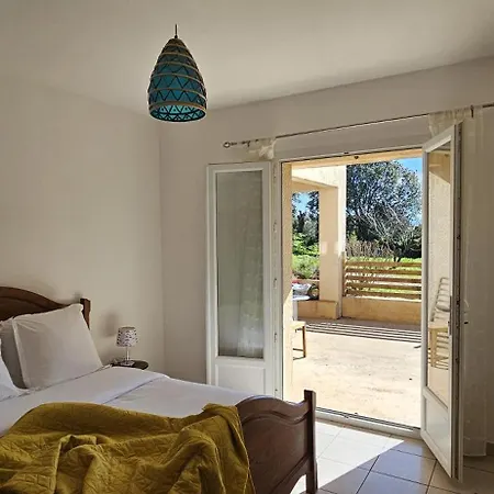 T2 Paisible Quartier Vigna Majo, Apartment Olmeto (Corsica)