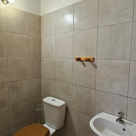Apartamento T2 Paisible Quartier Vigna Majo, *