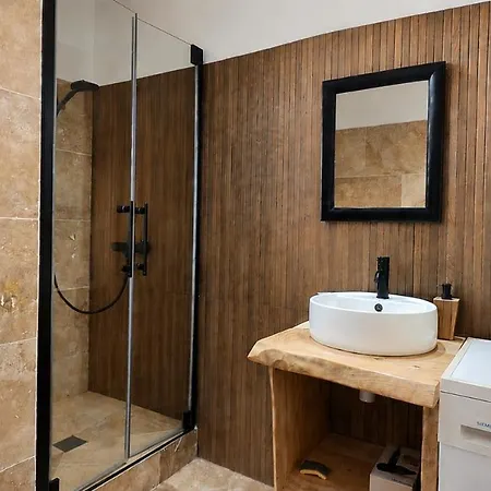 T2 Paisible Quartier Vigna Majo, Olmeto (Corsica)