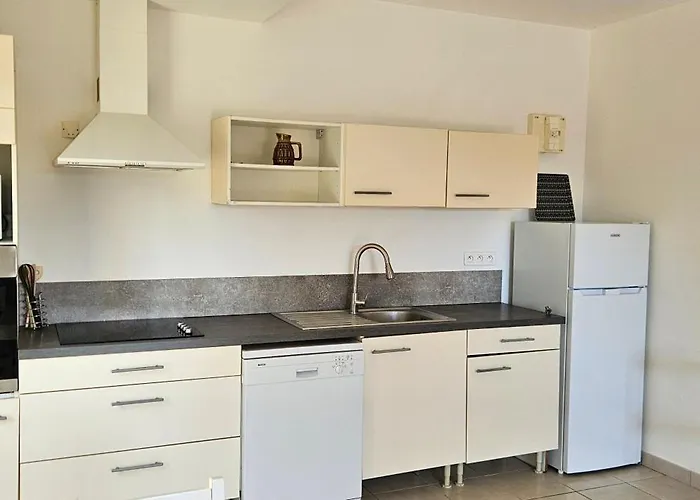 T2 Paisible Quartier Vigna Majo, Apartment Olmeto (Corsica)