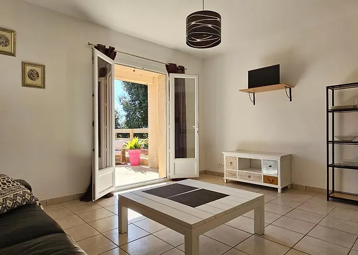 T2 Paisible Quartier Vigna Majo, Apartment Olmeto (Corsica)
