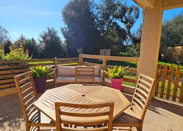 T2 Paisible Quartier Vigna Majo, Apartment